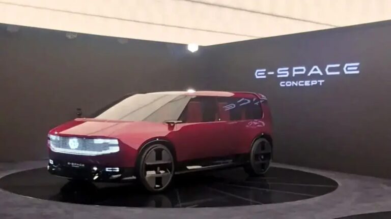 Renault Grubu Ndan Paris çıkarması